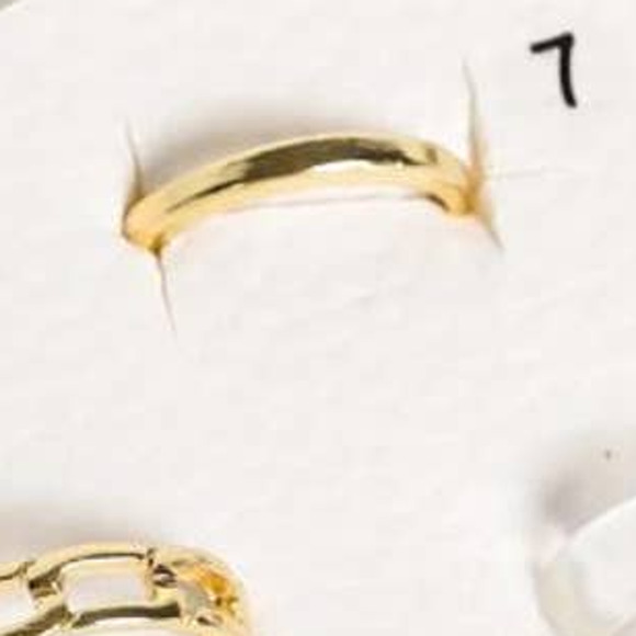 Set of 4 Gold and Acrylic Rings Size 7 - Picture 5 of 5